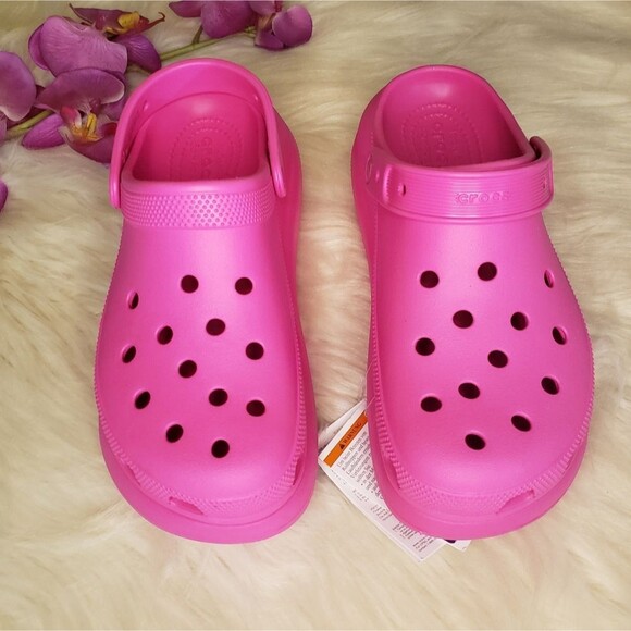 CROCS Shoes - Croc's Women's 10 NWT Pink Classic Crush Platform Clogs Slides Slip On Shoes